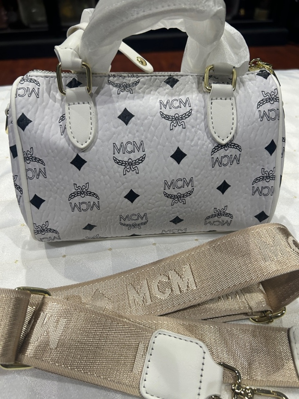 🖤HAND BAG 🖤 - Picture 3 of 7